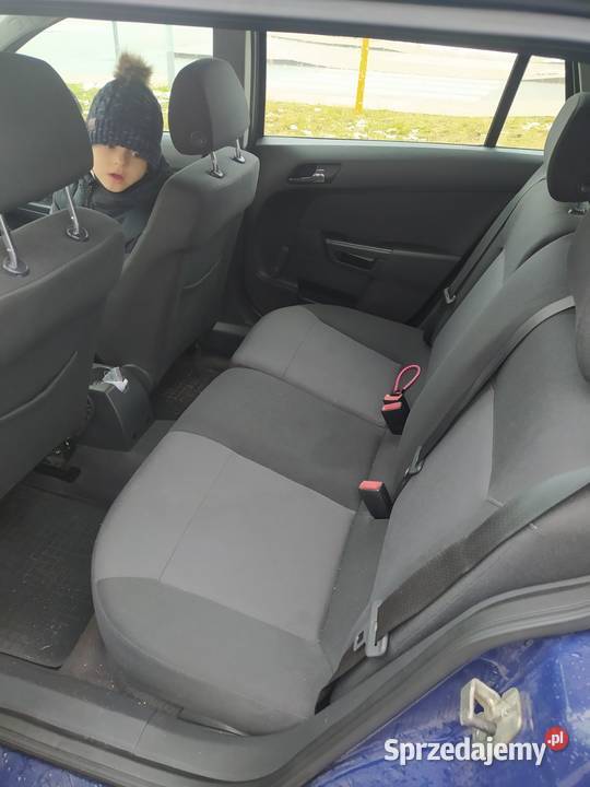 Opel astra h 2010r 1700cm3 Rumia