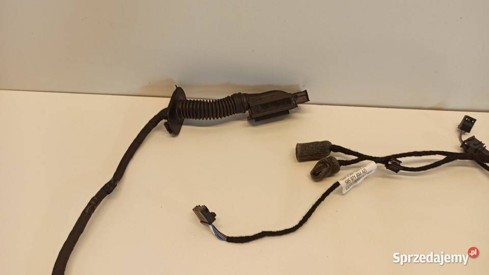 SKODA KODIAQ WIĄZKA DRZWI PRAWY TYŁ 565971694AG osobowe