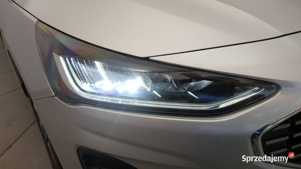 Ford Focus 10 EcoBoost mHEV Titanium X Z Warszawa