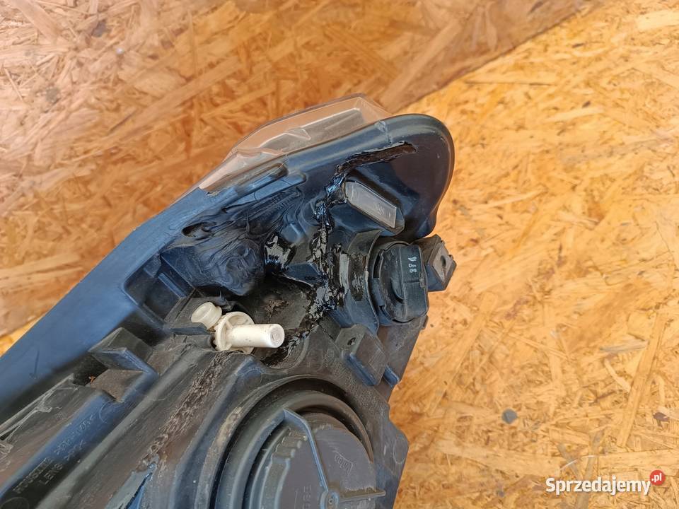 LAMPA PRAWY PRZÓD EU 7290252 BMW X1 E84 2012 wielkopolskie