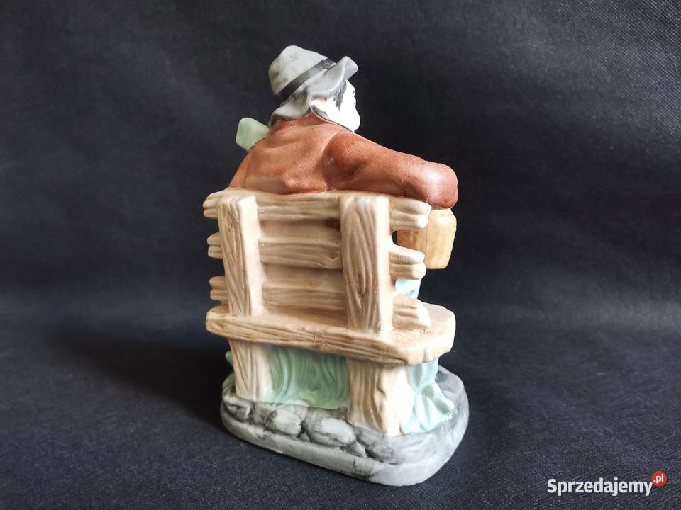 Stara figurka porcelanowa Cygan porcelana Apro