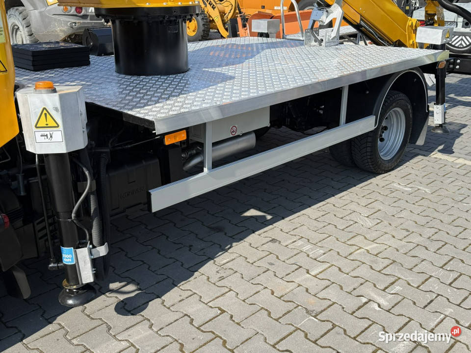 Nissan Cabstar Podnośnik Koszowy 20m GSR E200 centralny zamek Nissan świętokrzyskie Widełki