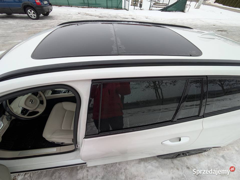 Volvo V60 T5 2020 stan asystent parkowania