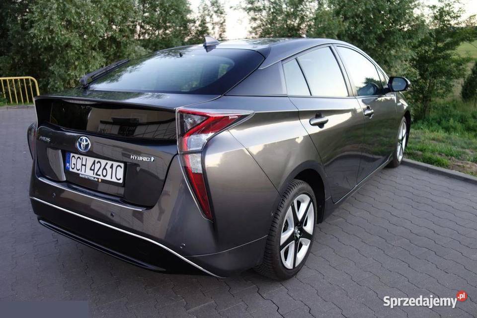 Toyota Prius 18 Hybrid Prestige 122 2016r 122KM Chojnice