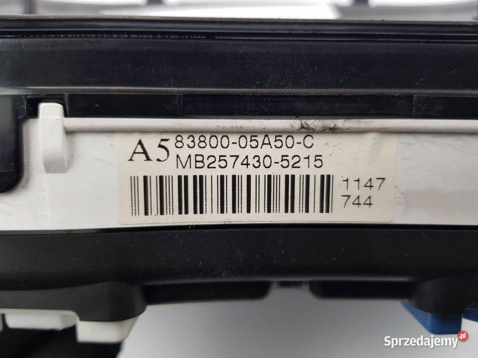 LICZNIK ZEGAR 8380005A50C AVENSIS T25 Lipno sprzedam