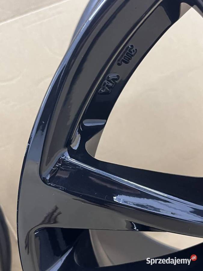 Felgi OXXO Oberon 5 Ford Land Rover Volvo 75Jx17