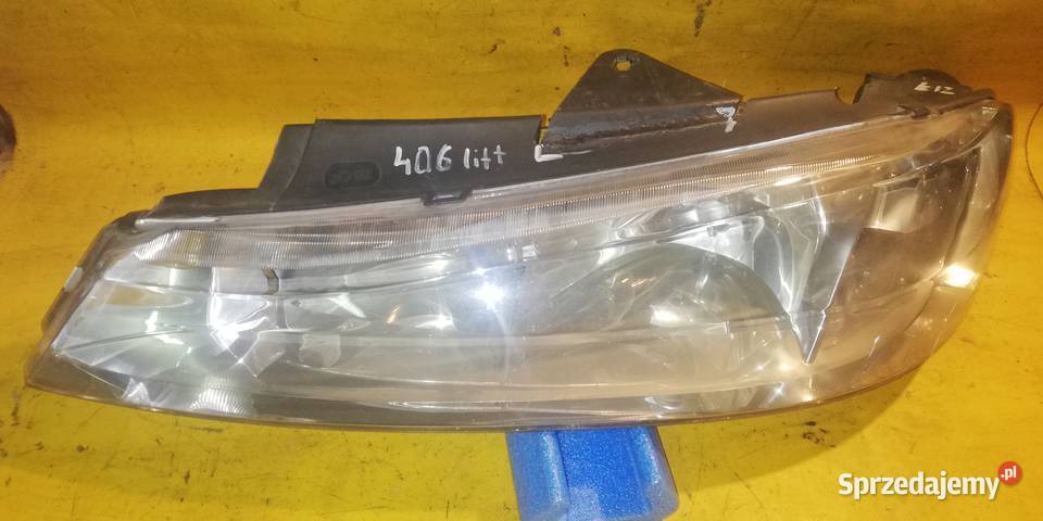 lampa przód lewa Peugeot 406 lift łódzkie