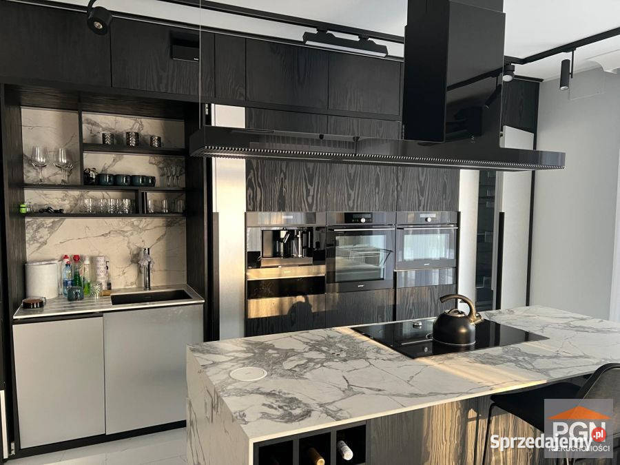 sprzedaży mieszkania 63m2 3pokojowe Międzywodzie