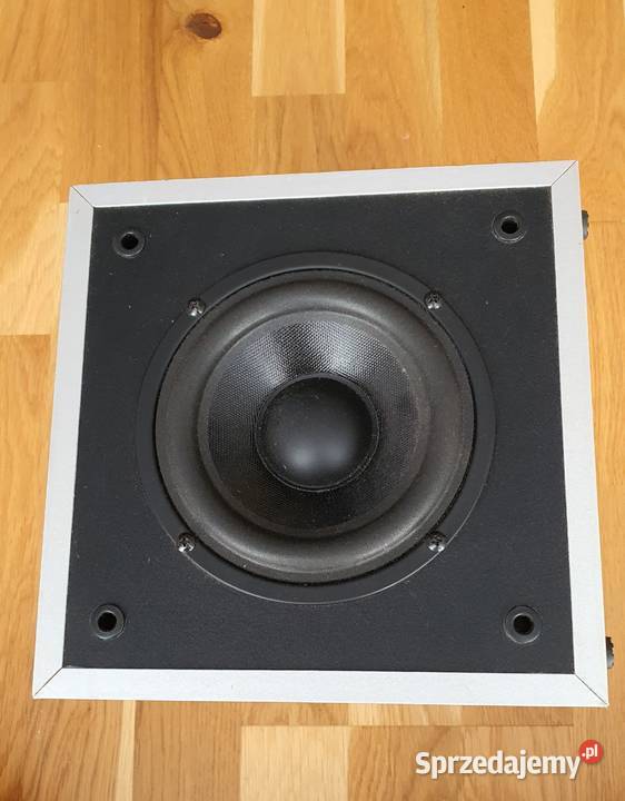 Dwa głośniki I subwoofer Kiełczów