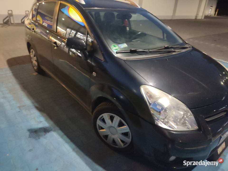 Toyota Corolla Verso 7 osób Rok produkcji 2008 Gostynin