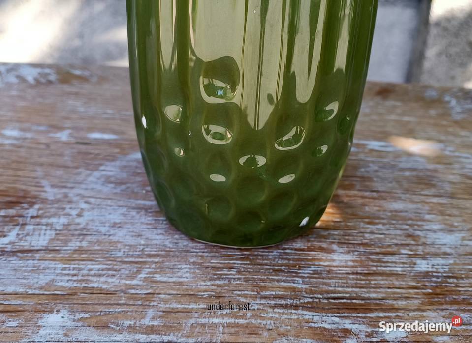 Wazony ceramiczne w kolorze zielonym wielkopolskie Leszno