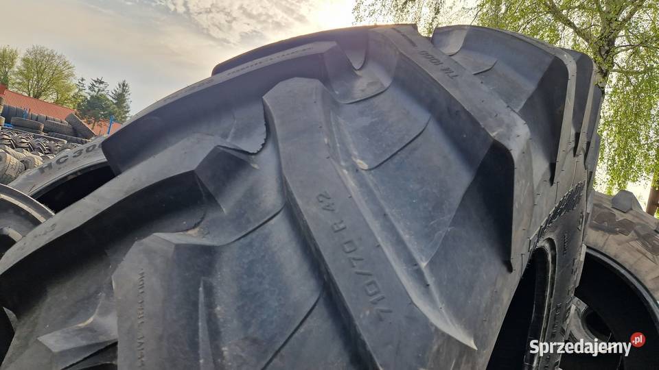 Opona o rozmiarze 71070r42 Firmy Trelleborg Nowe Miasto Lubawskie sprzedam