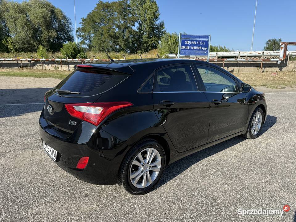 Hyundai i30 14 BENZYNA Klimatronik Nawigacja Konin