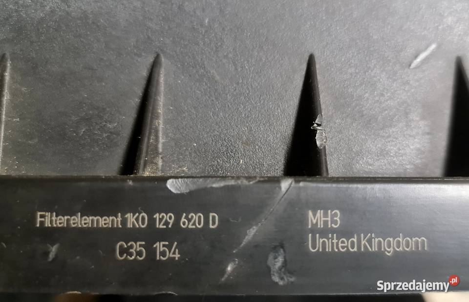 VW Skoda obudowa górna filtra powietrza 1K0183B Kłodzko