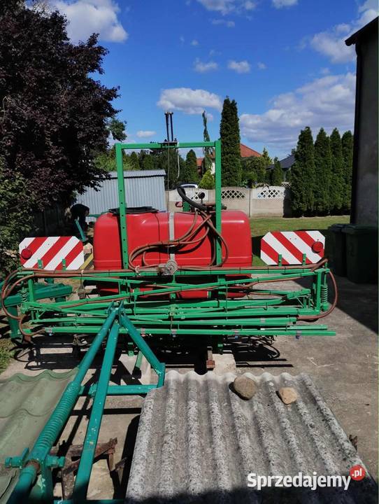 Opryskiwacz nieuszkodzony