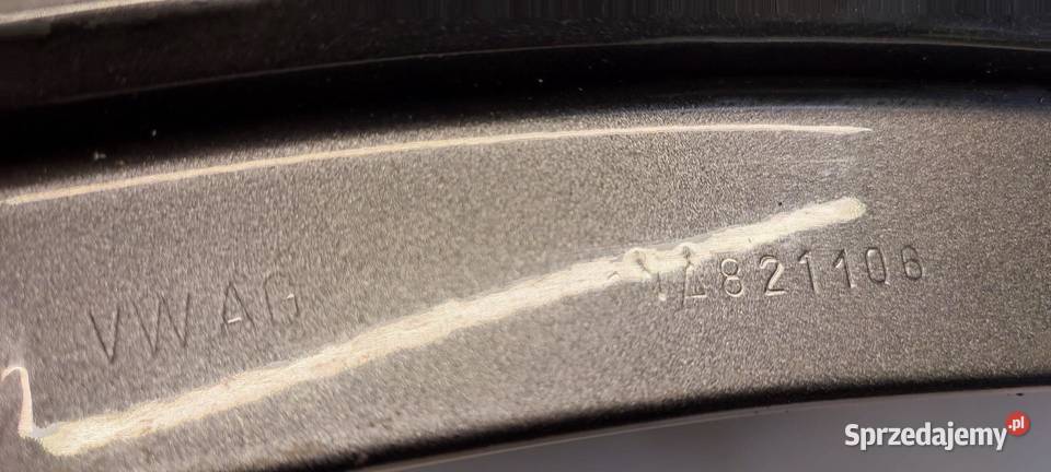 VW TIGUAN II BŁOTNIK PRAWY PRZÓD LR7H 5NA821106B Motoryzacja