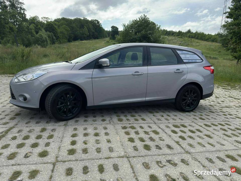 Ford Focus MK3 Kombi grzana szyba fotele aluminiowe felgi