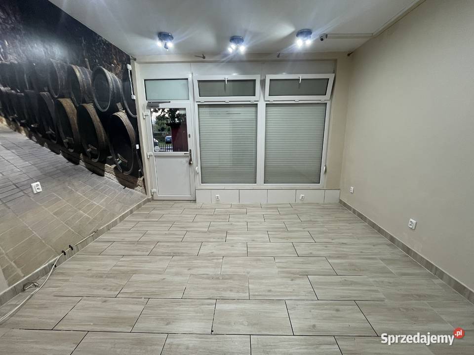 Lokal handlowy Mielno Chrobrego 16 b handlowo-usługowy zachodniopomorskie sprzedam