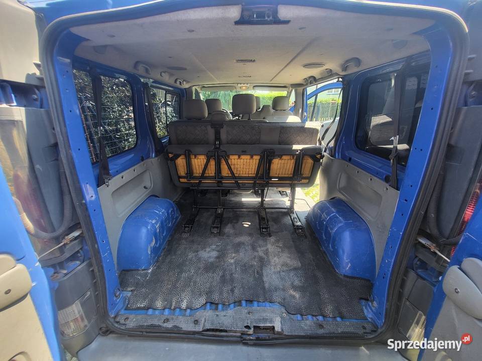 Opel Vivaro Trafic Primastar 9 osobowy klima