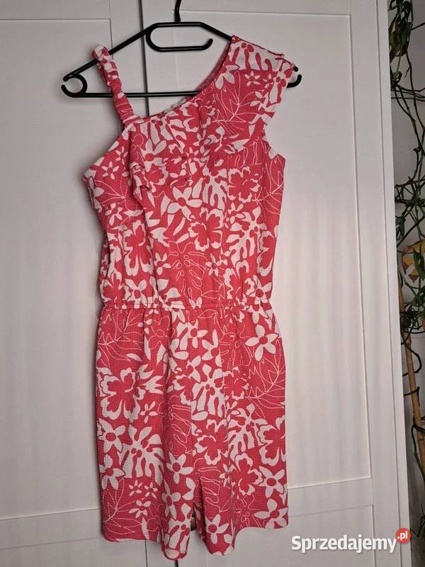 Czerwony kombinezon w kwiaty stylowy i wygodny Trąbki Wielkie sprzedam