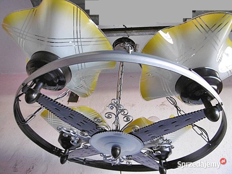 Lampa sufitowa żyrandol 4 x E 27 z PRL wielkopolskie Ostrów Wielkopolski