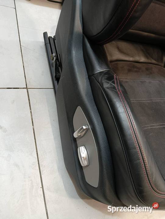 FOTELE KANAPA GRZANE ELEKTRYCZNE BOCZKI KPL GTS Rok produkcji 2013 Motoryzacja