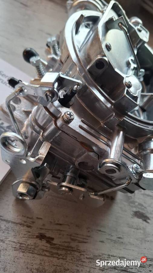 Gaźnik czterogardzielowy model Edelbrock 1403 Radom