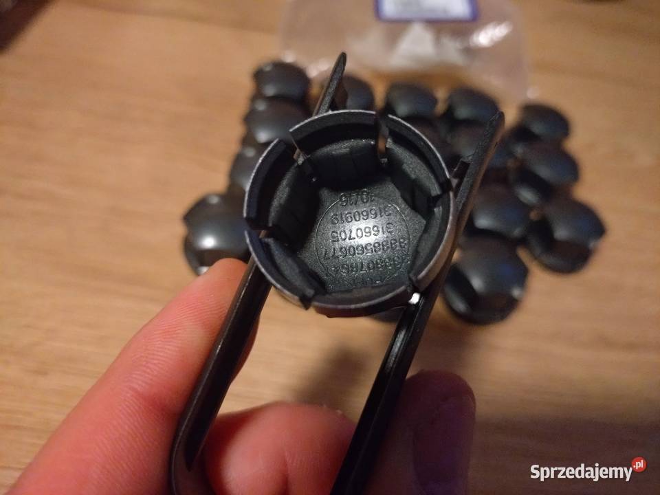 Nakładki osłonki śrub Volvo wielkopolskie