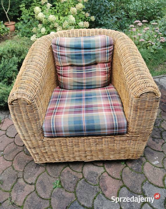 Piękny Fotel Klubowy Jasny Ratan Łódź sprzedam