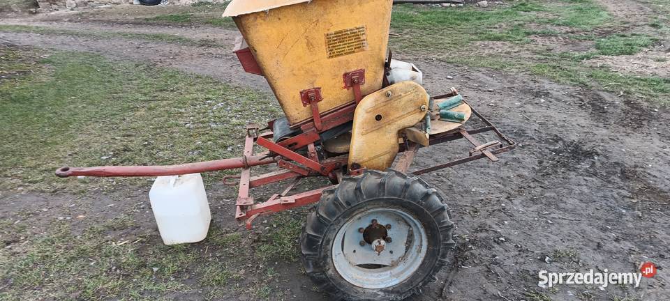 Rozsiewacz nawozów Kos Jawor