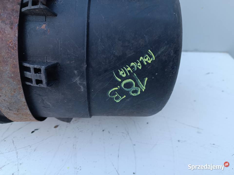 18BObudowa filtra powietrza rura puszka Fiat Obudowy filtrów Włoszczowa