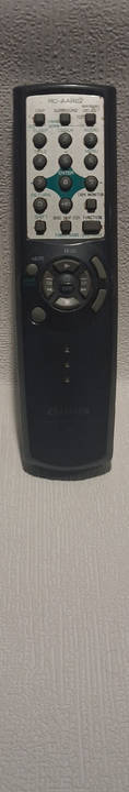 oryginalny pilot marki Aiwa model RCAAR02