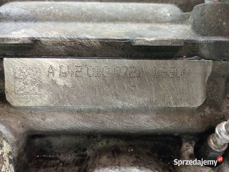 GŁOWICA KOMPLETNA LEWA 30 CDI V6 MercedesBenz Głowice cylindrów