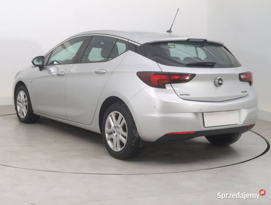 Opel Astra 14 T podgrzewane fotele Bielany Wrocławskie