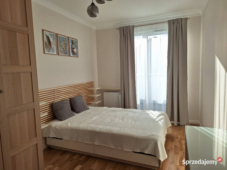 2 pokoje 45 m2 klimatyzacja bezpośrednio Ratusza Wynajem Warszawa