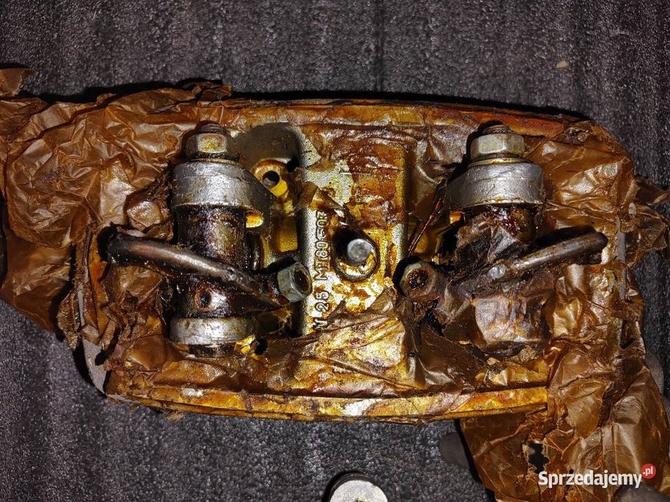 Prawa głowica Dniepr MT K650 Cylindry, głowice, pierścienie Leszno