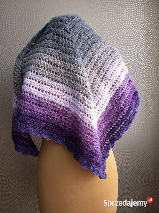 Ręcznie robiona ażurowa chusta w odcieniach Dodatki kujawsko-pomorskie Lipno