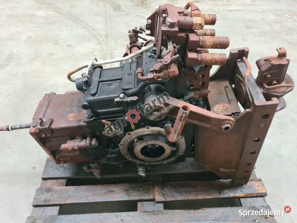 Tylny most Holland T455 84225997 Rolnictwo Byków