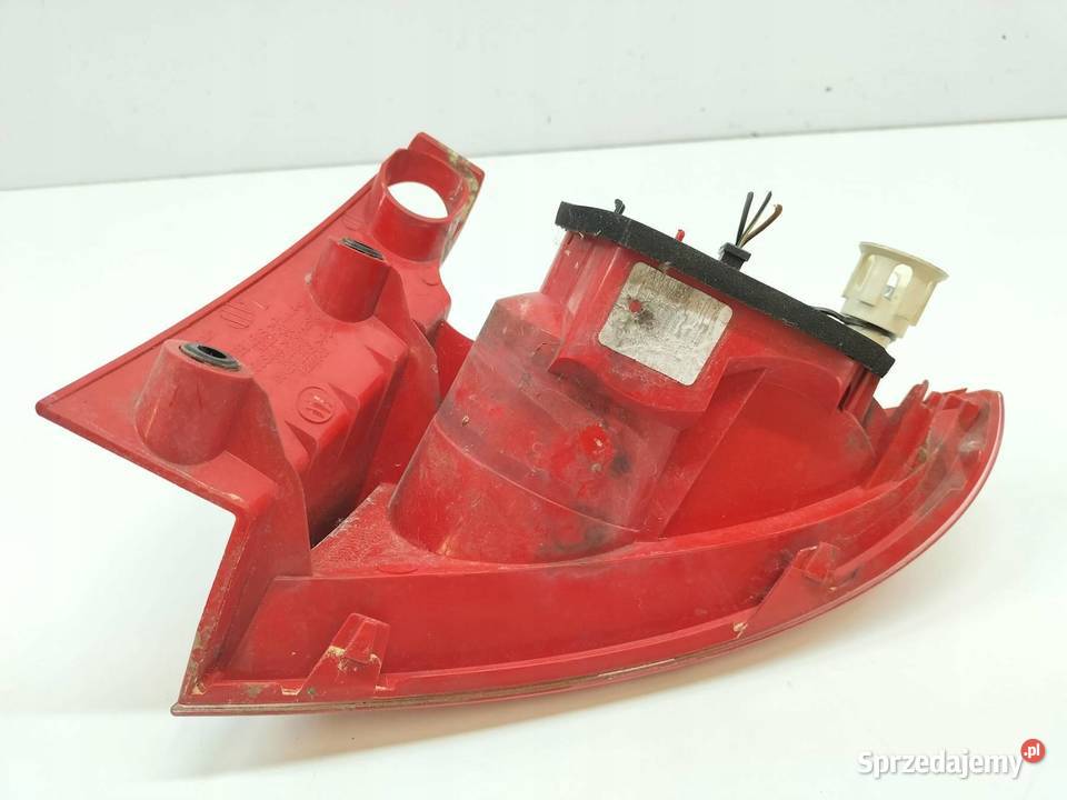 LAMPA TYŁ LEWA EU Seat Leon II 20052012