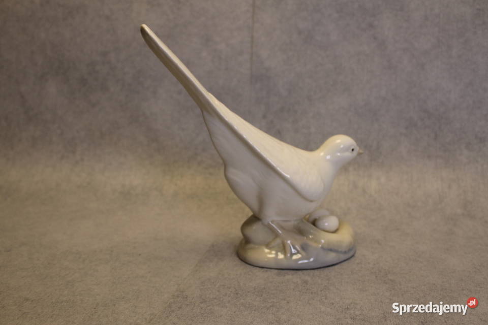 PORCEVAL Figura z porcelany Gołębica w gnieździe Antyki, Sztuka, Kolekcje Dobrzany