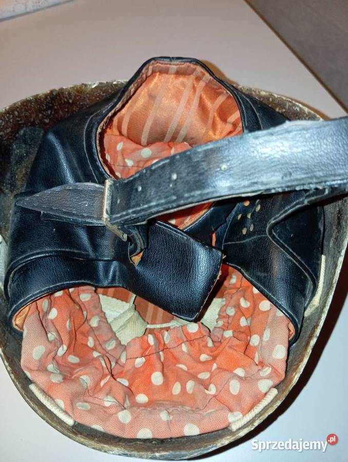 Kask PRL orzeszek Kaski wielkopolskie Borysławice Zamkowe