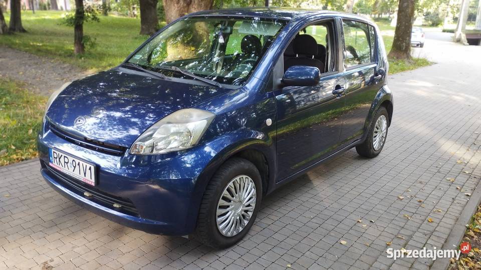 Daihatsu Sirion 10 konstrukcyjne Toyota Yaris isofix sprzedam