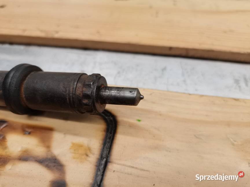 Wtryskiwacz 100440T Manitou MLT 730