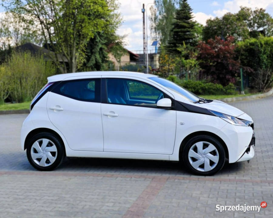 Toyota Aygo Klima Kamera II 2014 benzyna