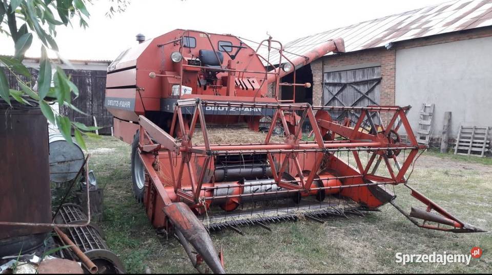 Kombajn zbożowy DeutzFahr M922 Fahr M900 Gościewicz