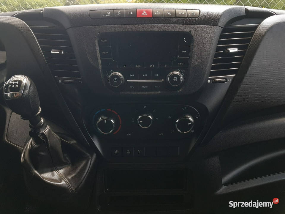 Iveco Daily KONTENER NISKOPODŁOGOWY 443x223x242 Poręba