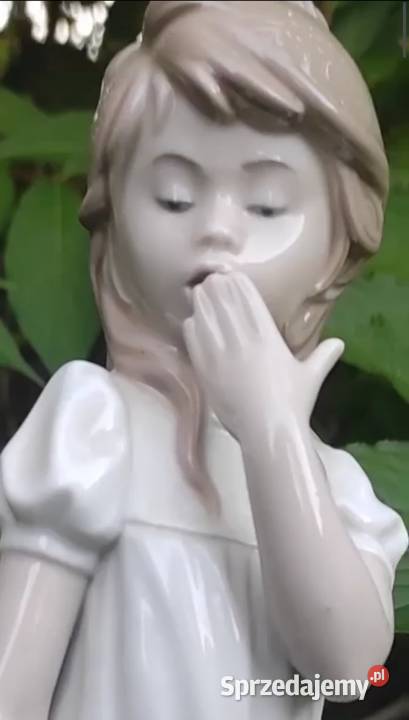 Figurka NAO z 1992 roku autorstwa Lladro Pabianice sprzedam