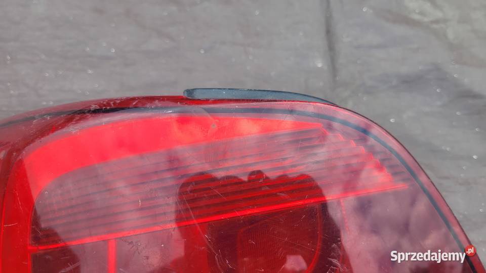 VW POLO V 6R LAMPA TYŁ TYLNA LEWA 6R0945095N 174 osobowe Ruda Śląska