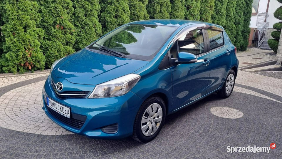 Toyota Yaris 6 Bieg Kamera Cofania 13 101 komputer pokładowy Samochody osobowe