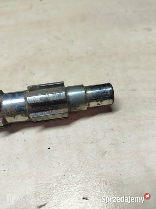 Wałek pośredni WSK WFM 125 Łubno